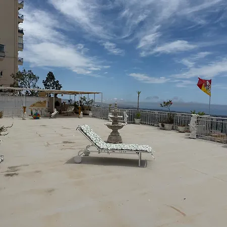Terrazza Greca Apartment